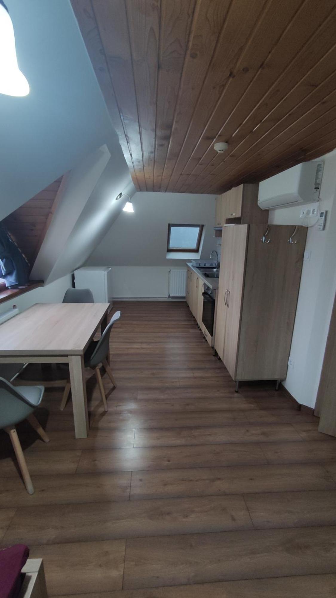 Tisza Panzio Es Apartman Tiszaújváros Exterior foto